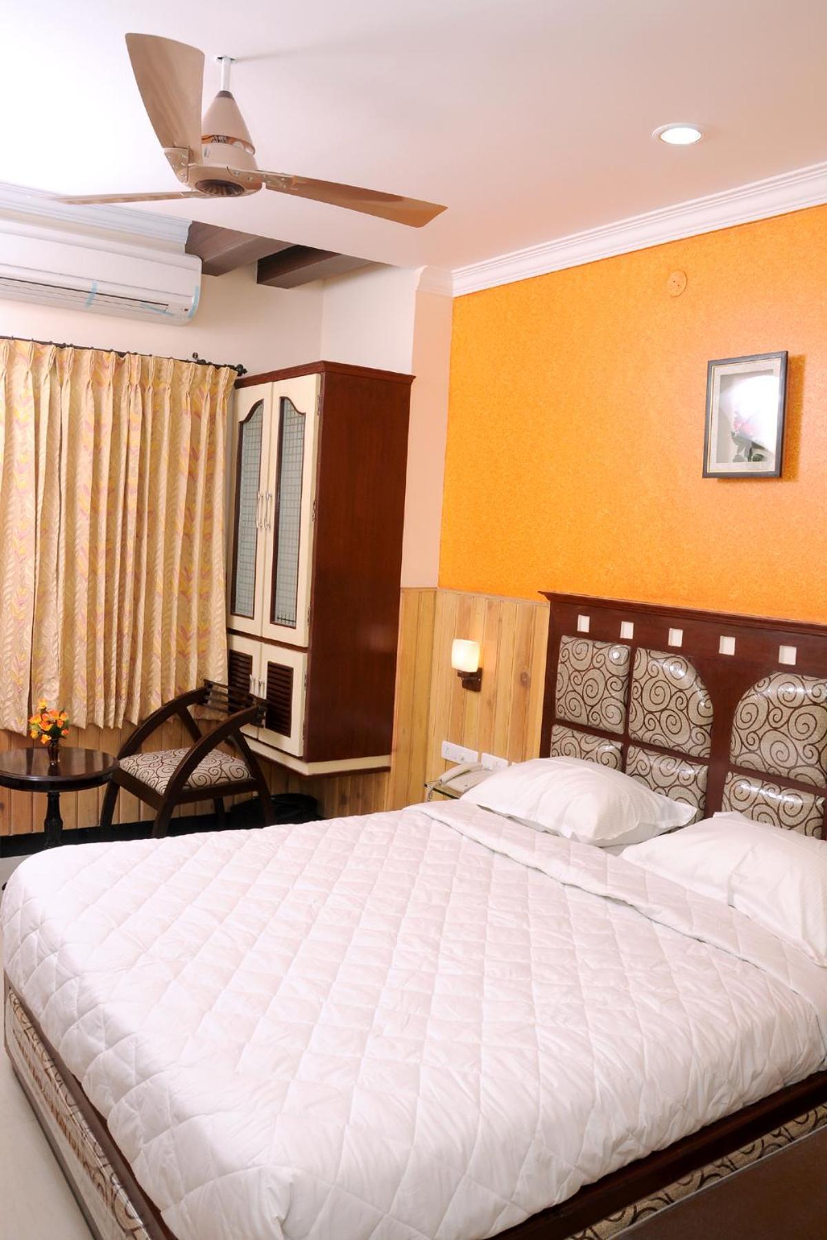 Hotel Sree Baalaaji Bhavan Dindigul Buitenkant foto